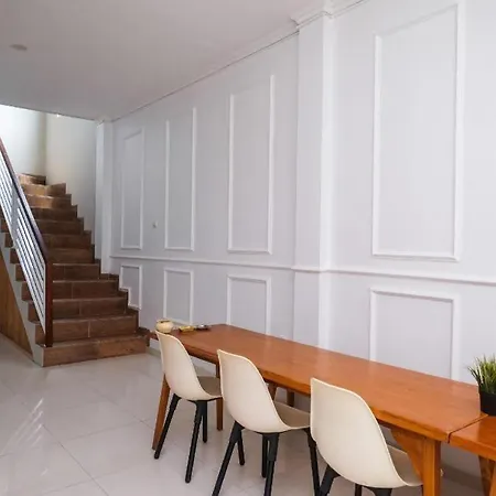 Urbanview Stay @H Jakal By Reddoorz